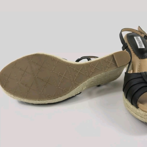 Kelsi Dagger Womens Black Open Toe Wedges - Picture 6 of 7